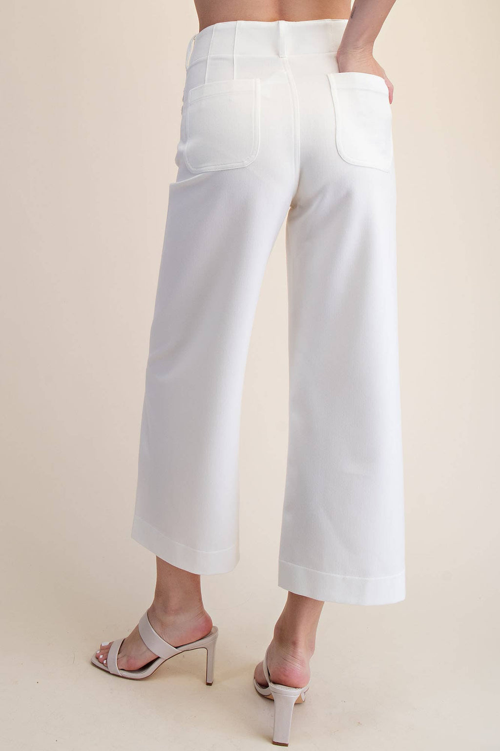 Pretty Pearl Scallop Pants