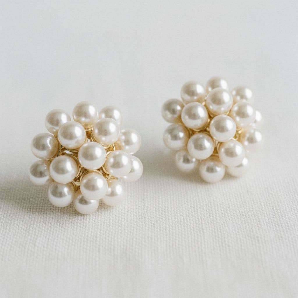 Sunday Pearl Earrings