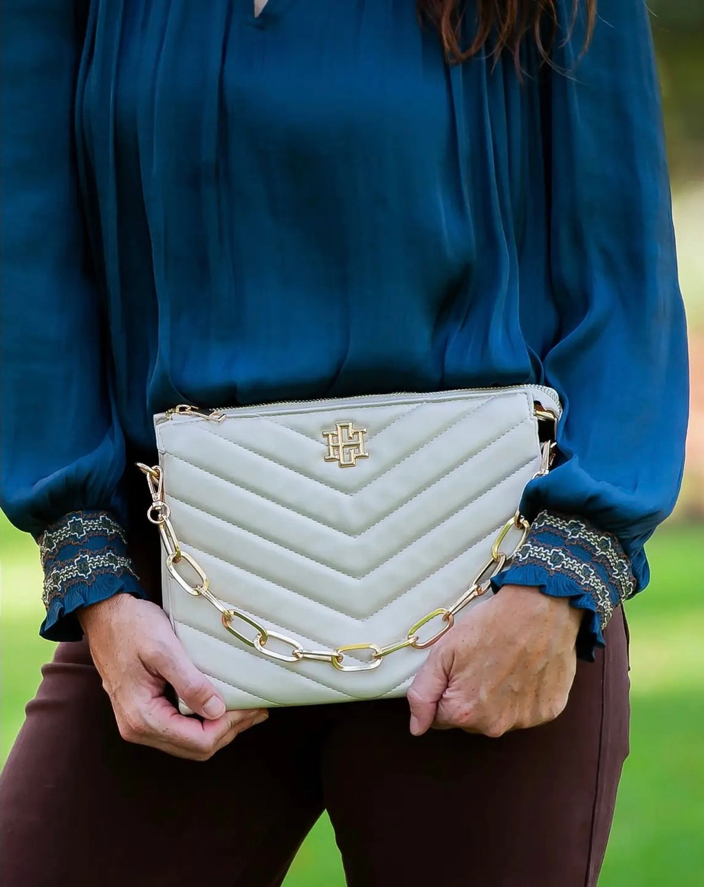 Caroline Hill Ariana Crossbody Pearl