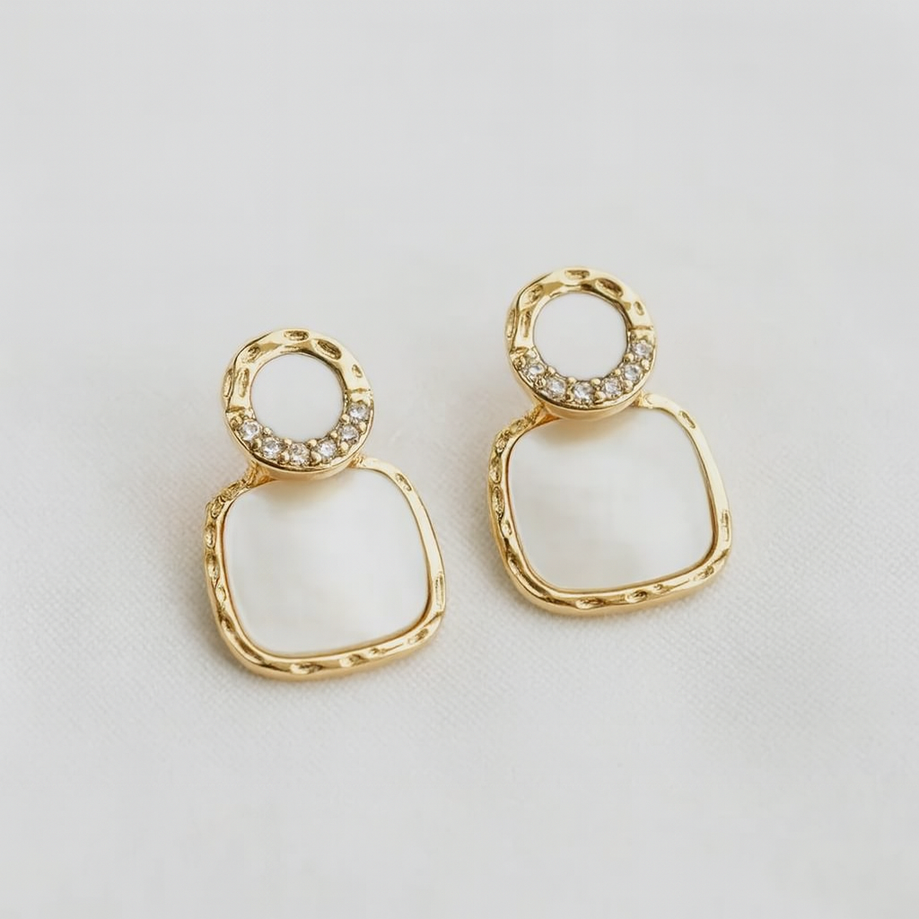 Charlotte Pearl Earrings